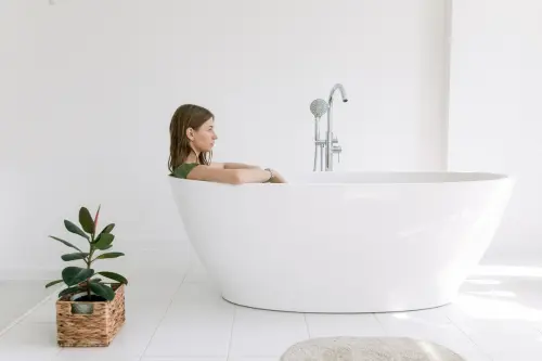 Bagno total white: come e quando realizzarlo