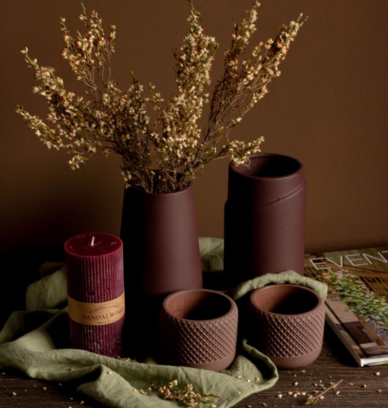 Stile Contemporaneo 2022: il marrone è il nuovo nero