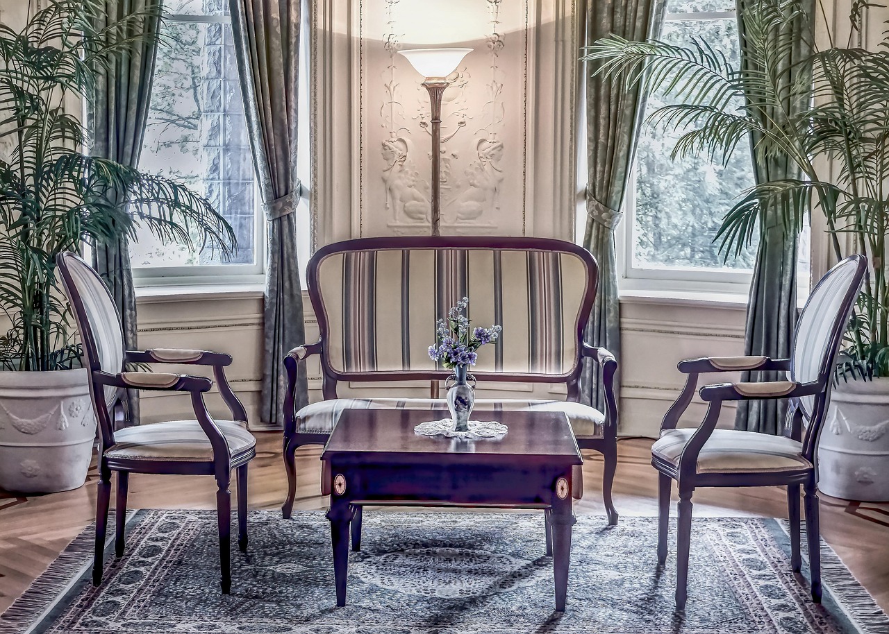 Come arredare un soggiorno moderno senza rinunciare al calore