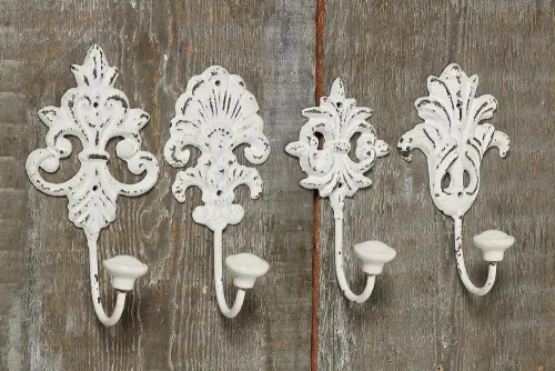 Appendiabiti shabby per donare un tocco chic all'arredamento della casa