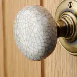 Come scegliere le maniglie delle porte interne?