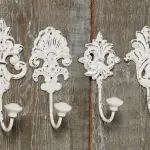 Appendiabiti shabby per donare un tocco chic all'arredamento della casa