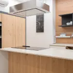 Cucine in legno moderne: le principali essenze e finiture consigliate