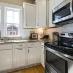 Realizzare una cucina classica: materiali e criteri progettuali