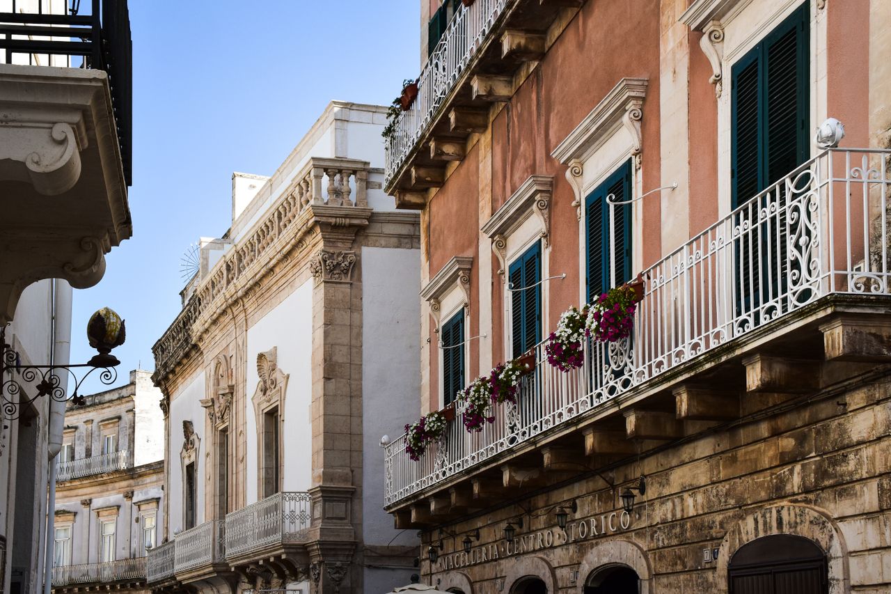 Ristrutturare in centro storico: vincoli, spazi ridotti e nuove esigenze familiari