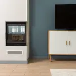 Caminetto moderno a legna: guida alla scelta