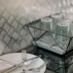 Fornasetti: piatti decorativi dal design unico e originale