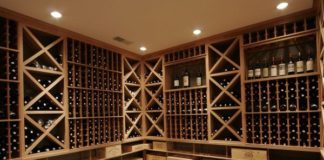 Mobili per la conservazione del vino