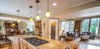 Cucina su misura: vantaggi, costi e materiali consigliati